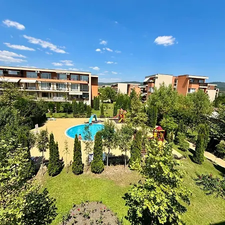 Apartment Orchid Noks Design Slantschew brjag